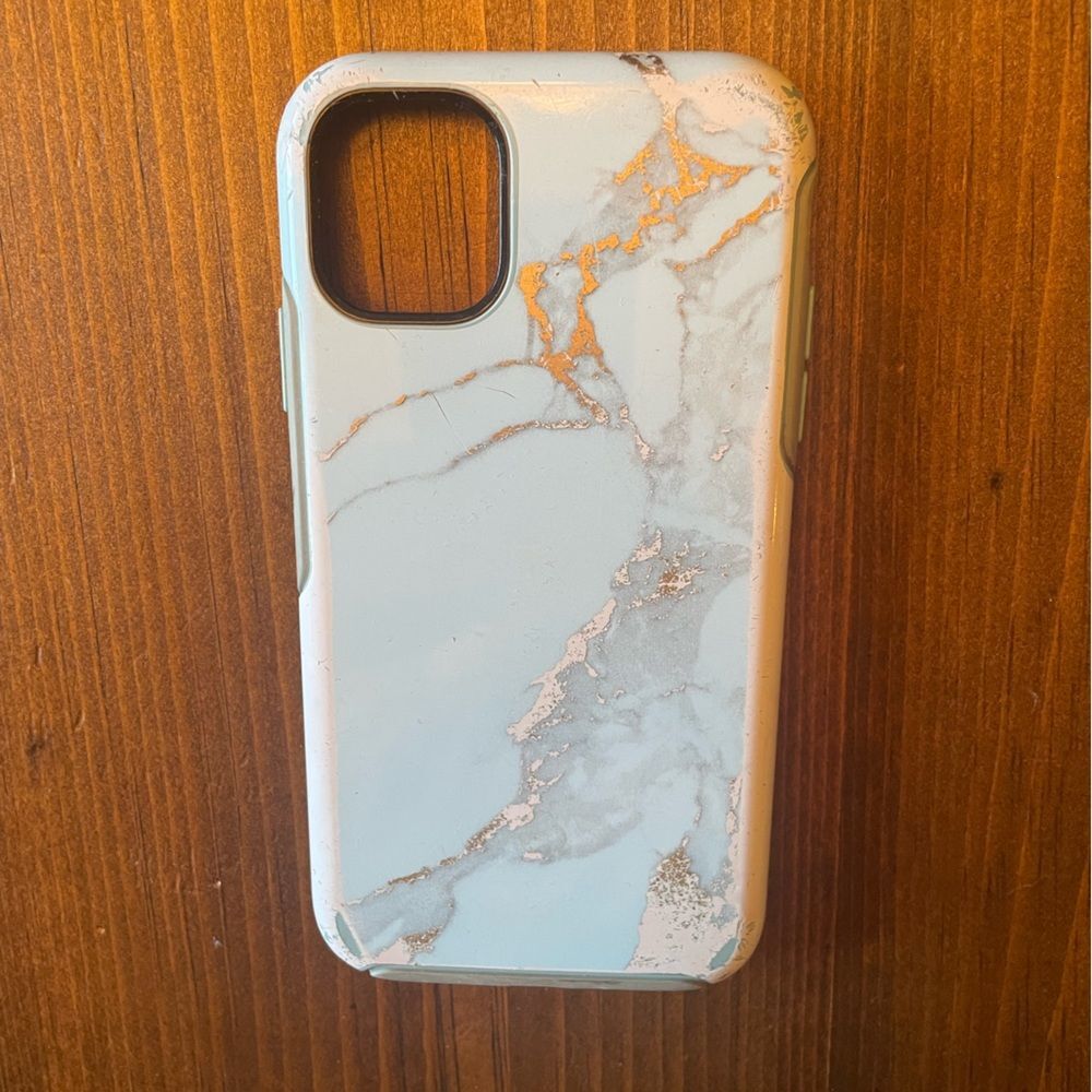 CASELY iPhone 13 cover